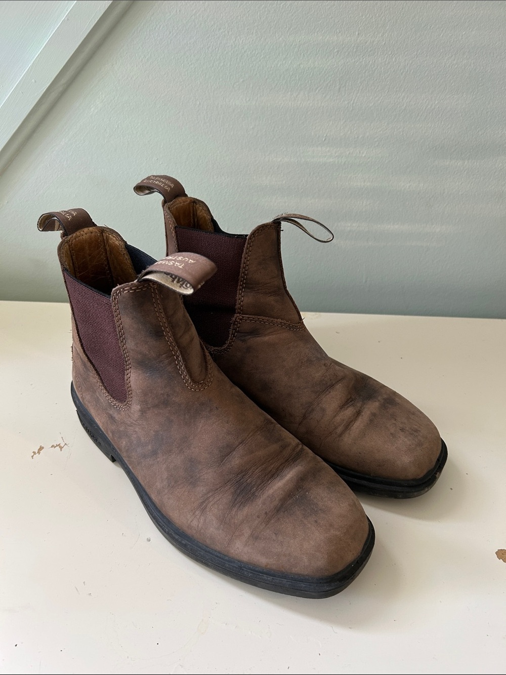 Unisex Brown Chelsea Work Boots - Slip-On Leather Ankle Boots